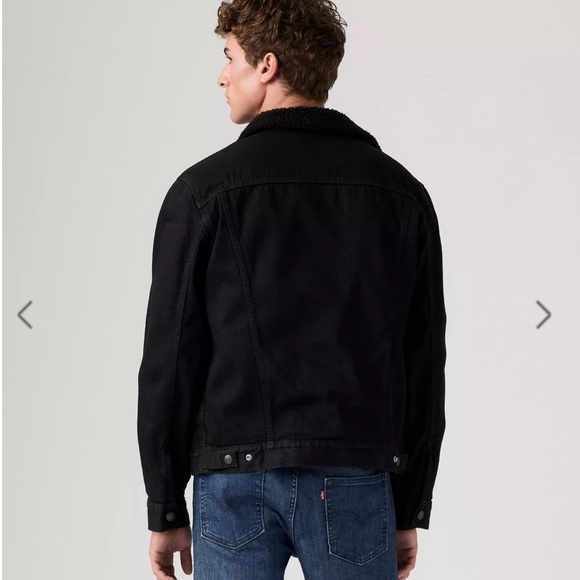 Levi’s Type III Trucker Jacket with Sherpa Lining - Picture 6 of 7